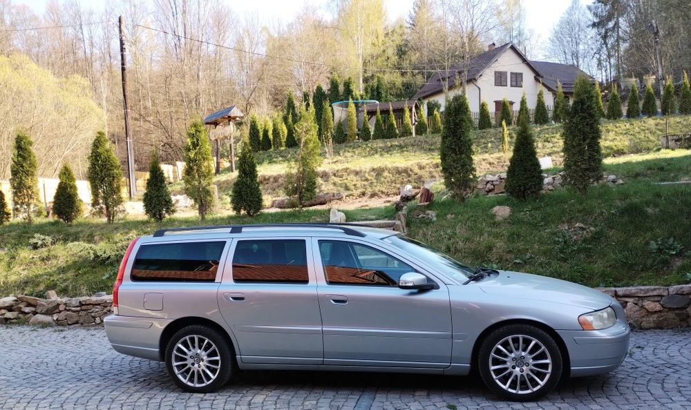 Volvo V70 2.4 D5