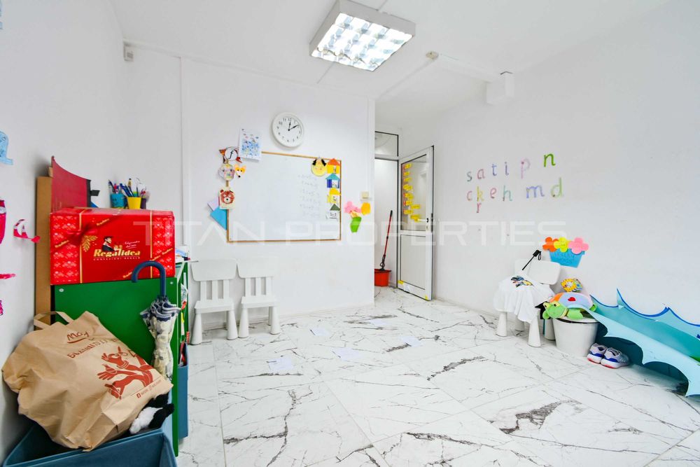 Продава се Многостаен апартамент в София, Стрелбище - 175 кв.м за 2338 €/кв.м - Снимка #7