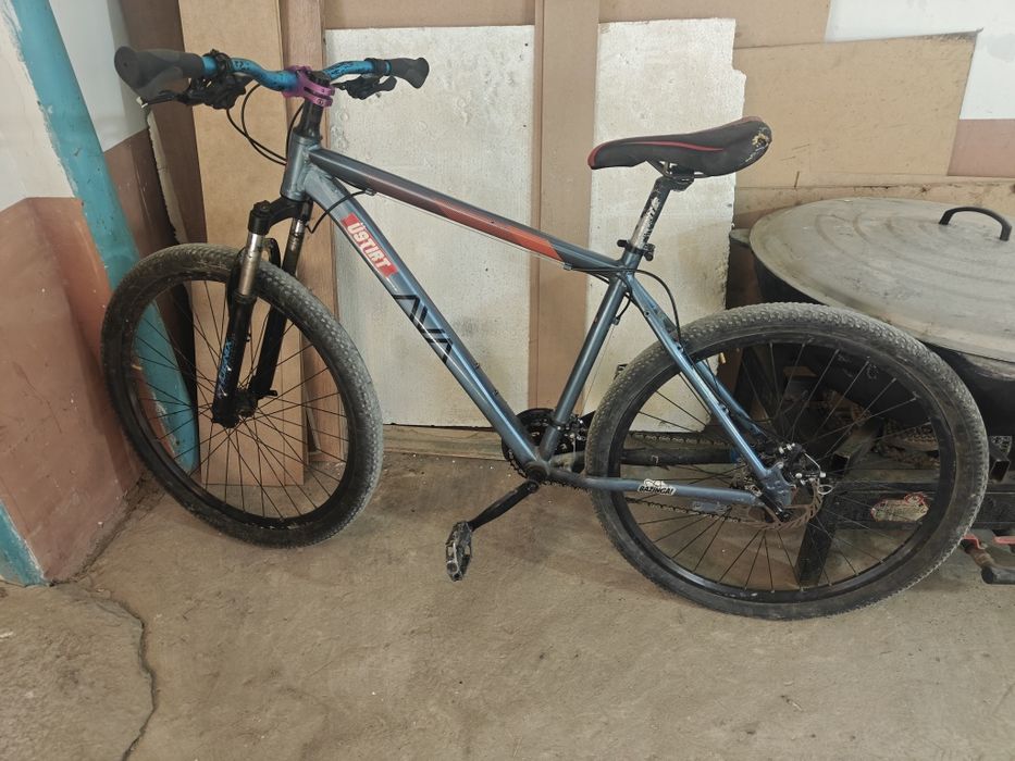 Продаю AVA Storm 19 рама