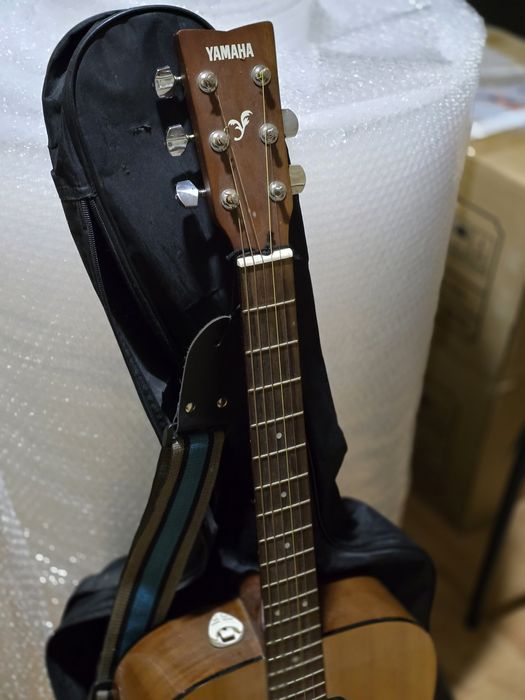 Акустическая гитара YAMAHA f310