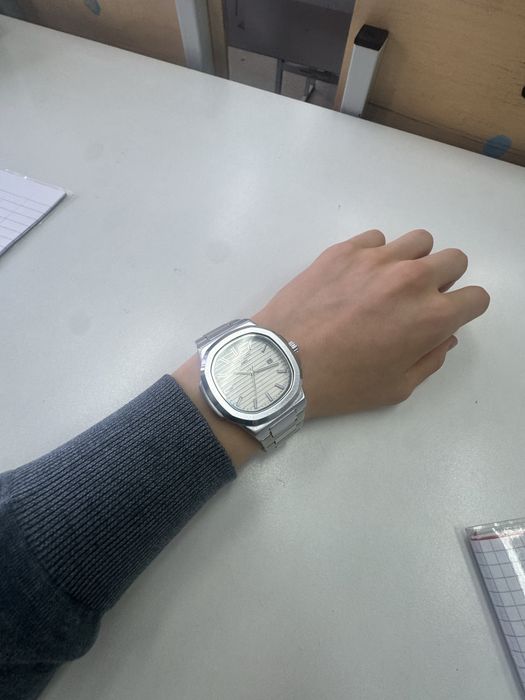 Механичский часы patek