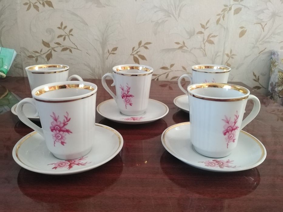 Посуду разную продам.