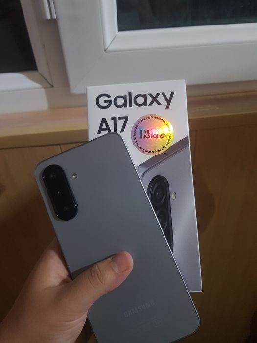 Samsung galaxy A17 8/256gb mokriy svet
