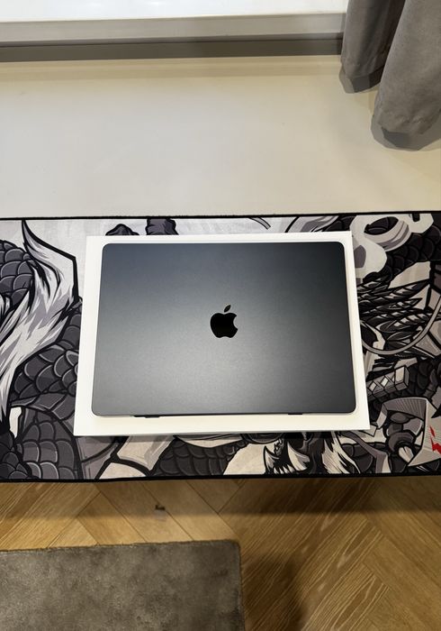 Macbook Air 15 M4 / 100% / СРОЧНО