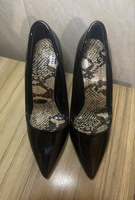 Обувки висок ток