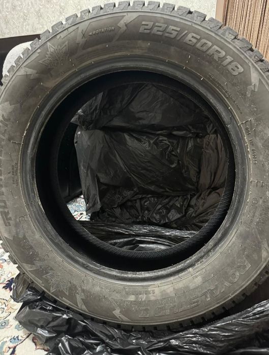Продаются б/у покрышки зимние
