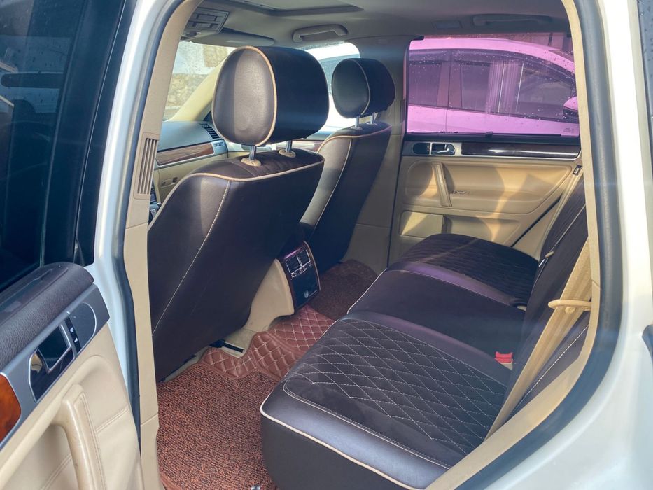 Volkswagen Touareg 2005г.