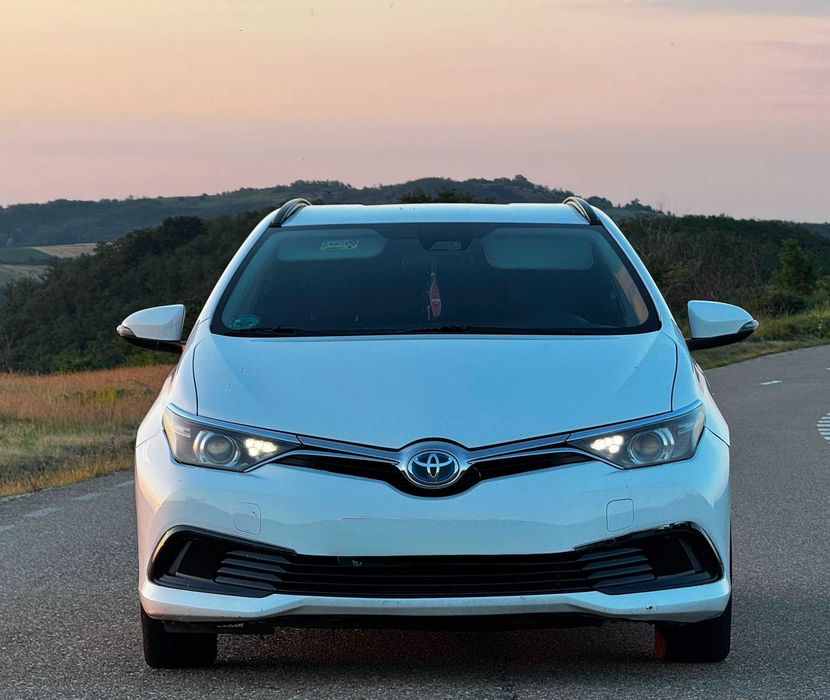 TOYOTA Auris 2017 — imagine 2