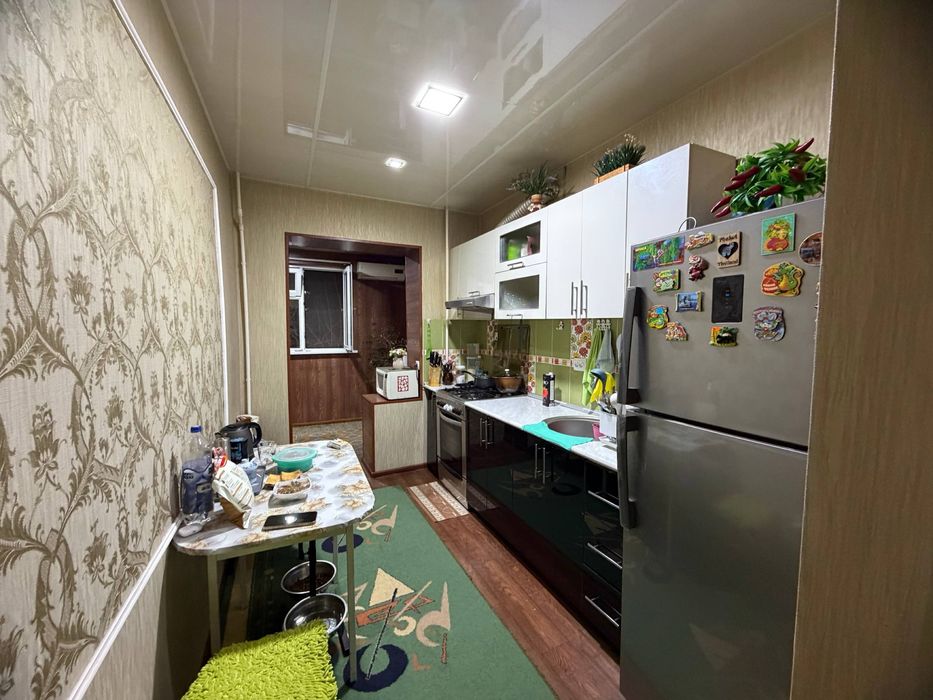 Код 875 Срочно продается 2/3/4 Куйлюк массив 1 77 серия кирпич