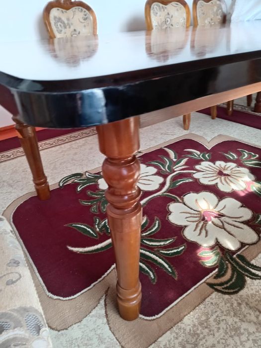 Стол сатылады 5м