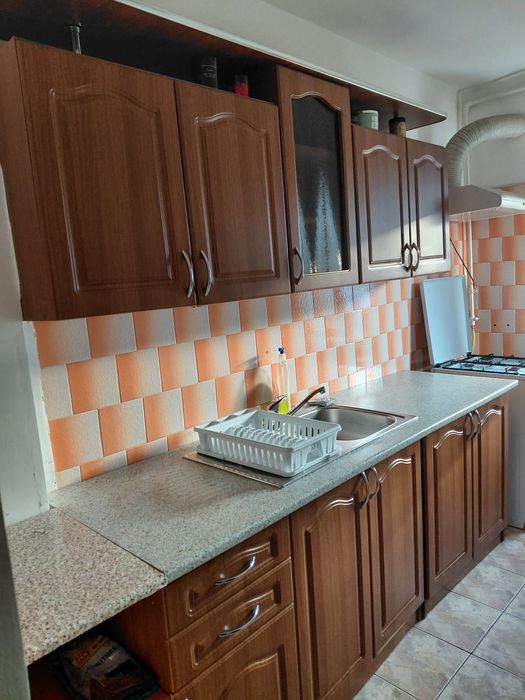 Închiriez apartament la etajul1 strada Primăverii, Gherla