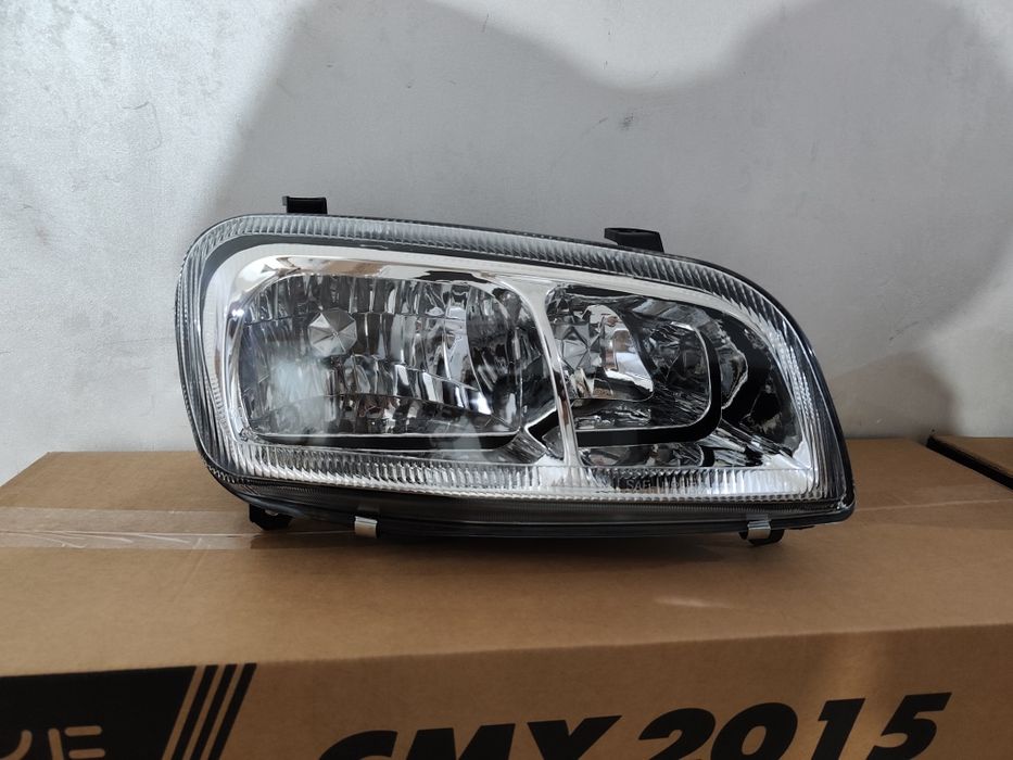 Фары хрустальный рав4