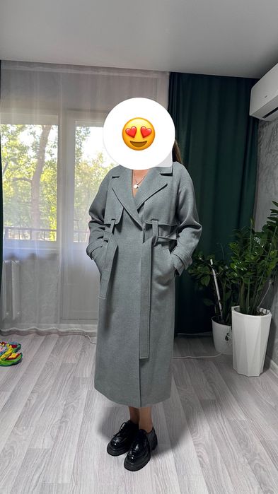 Продам пальто новое