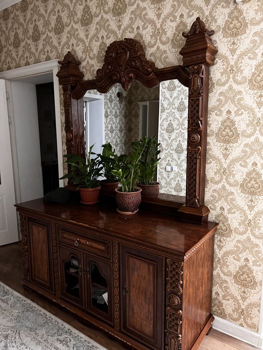 Горка и тумбой для зала