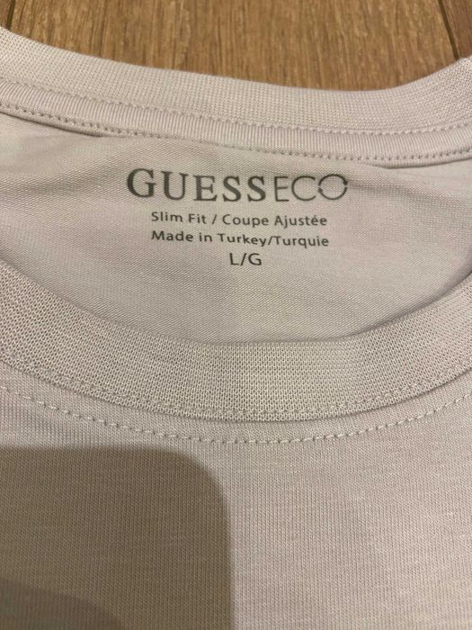 GUESS оригинална тениска, светло сива, размер: L, нова