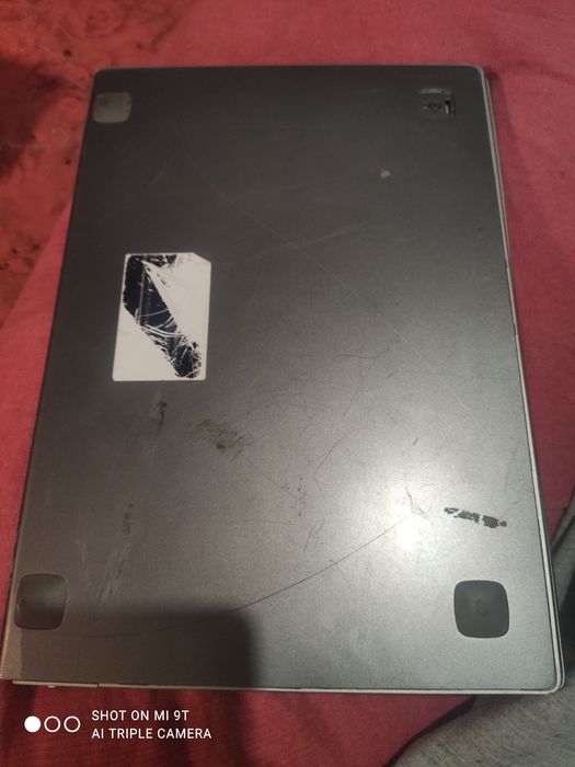 Продам планшет lenovo на запчасти