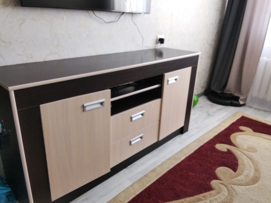 Продам не дорого комод под телевизор