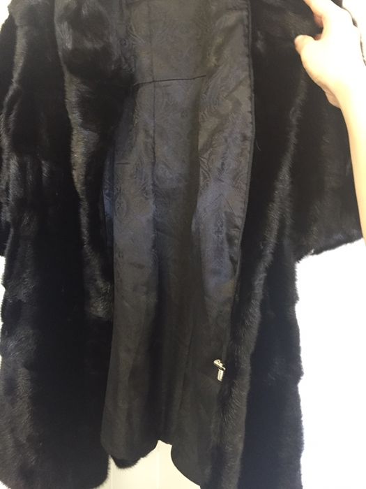 Шуба норковая черная