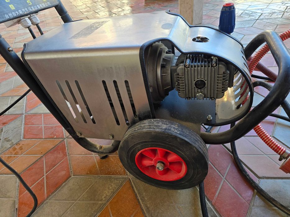 Karcher avto moyka uchun