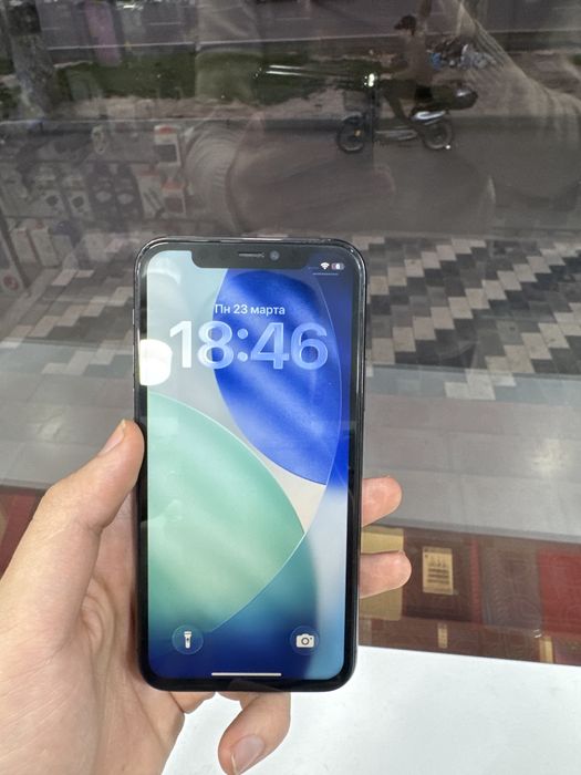 Iphone 11 pro сотилади