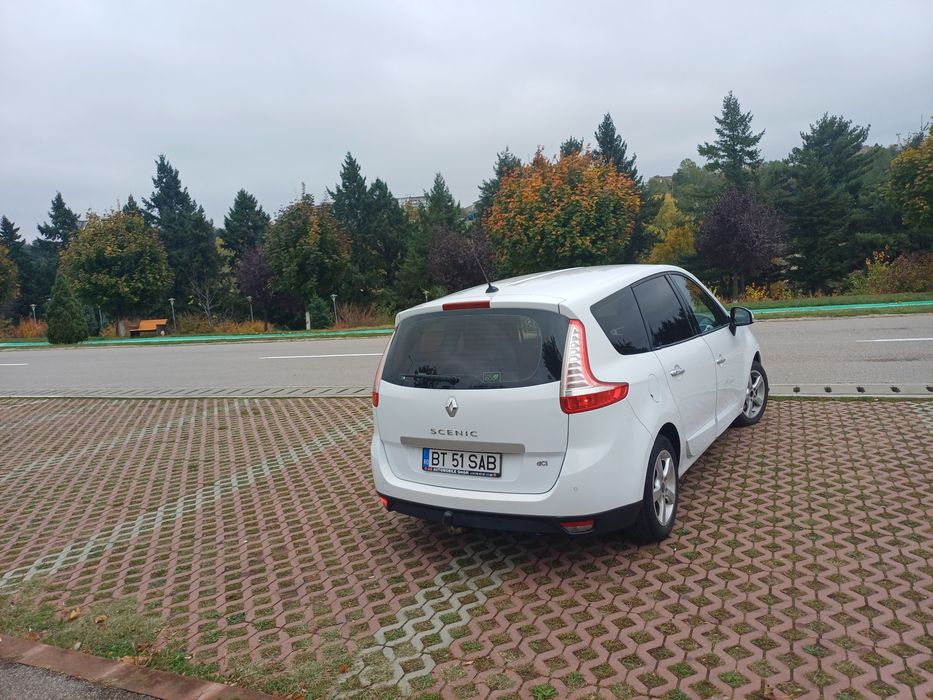 Vând renault grande scenic