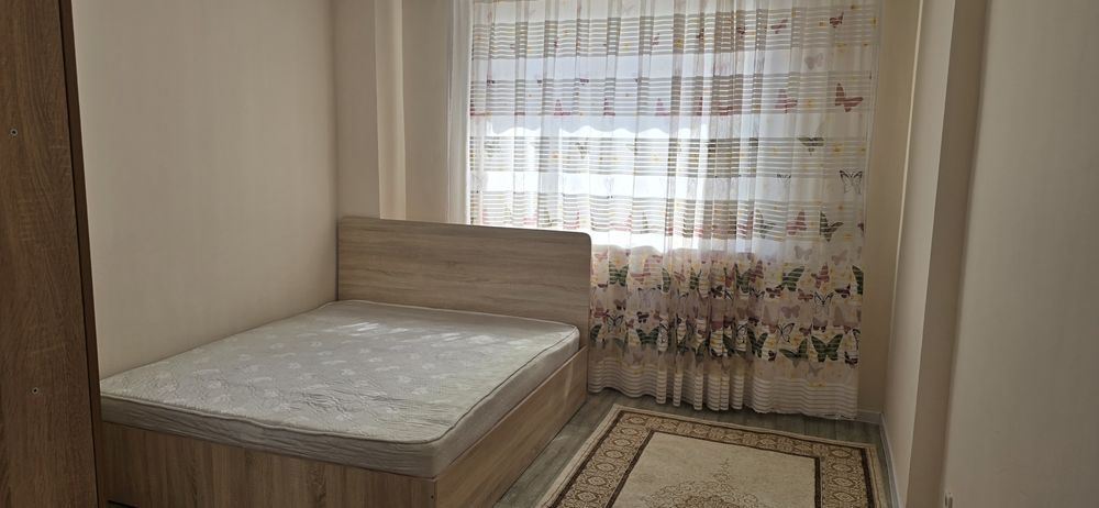 3 бөлмелі, 89кв.м пәтер жалға беріледі.