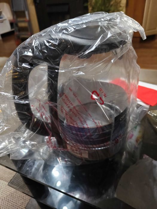 Чайник Medea MK-8016