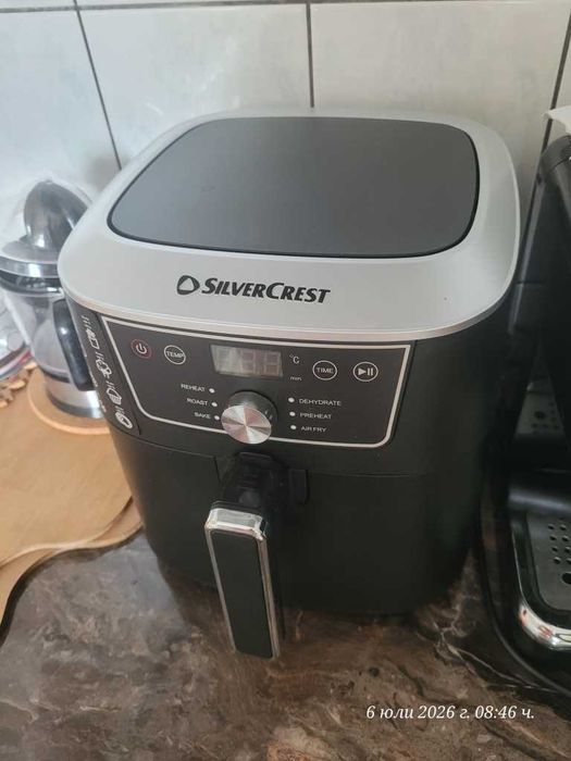 Airfryer-закупен  от Лидл голям вариант с 6.7  литра  2150 W  закупен на  с гаранция до 2027 г.