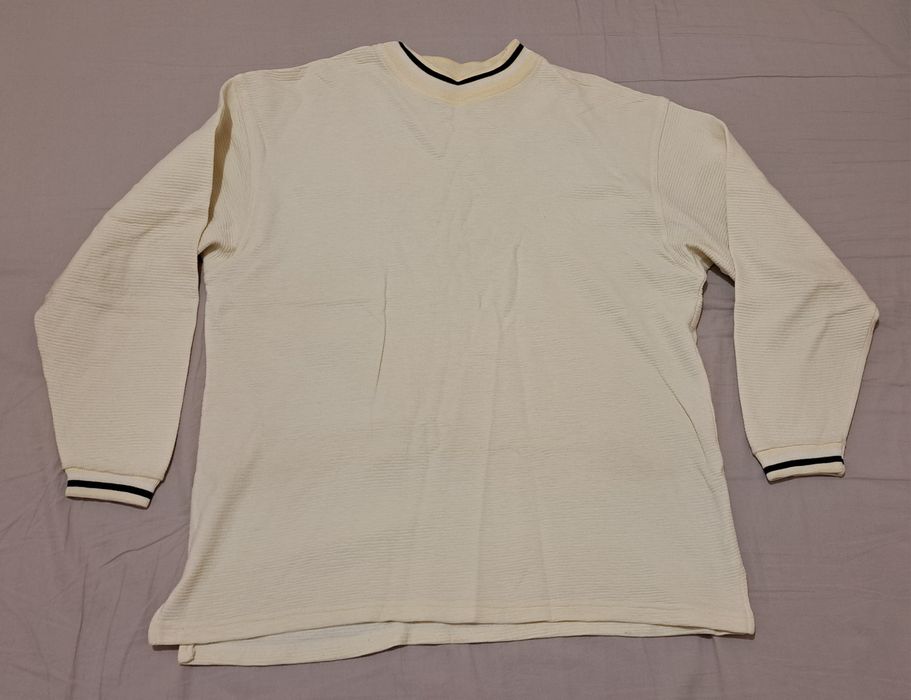 Пуловери и жилетки
Esprit , kenvelo . Adidas . Blue petrol