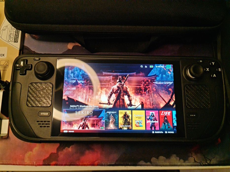 Steam Deck 64GB (LCD) + док-станция + аксессуары