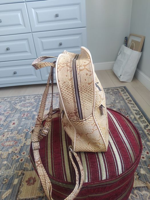 Кожанный 100% ранец.