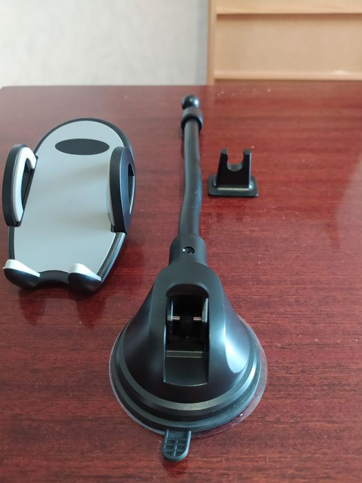 Продам Авто держатели для Сотки