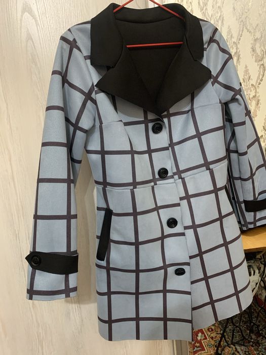 Kurtka kiyimla qizlar uchun