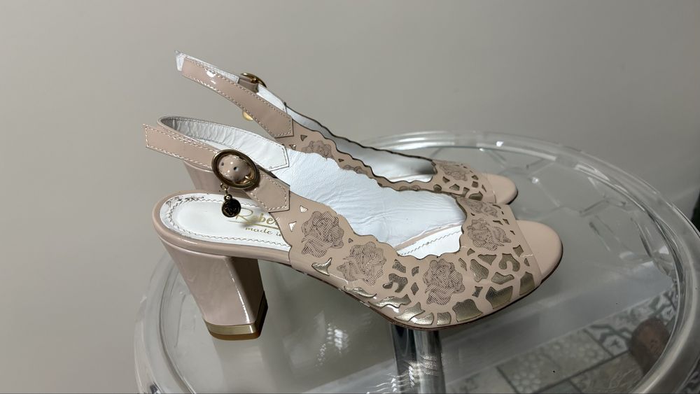 Дамски сандали Roberto Vita ново