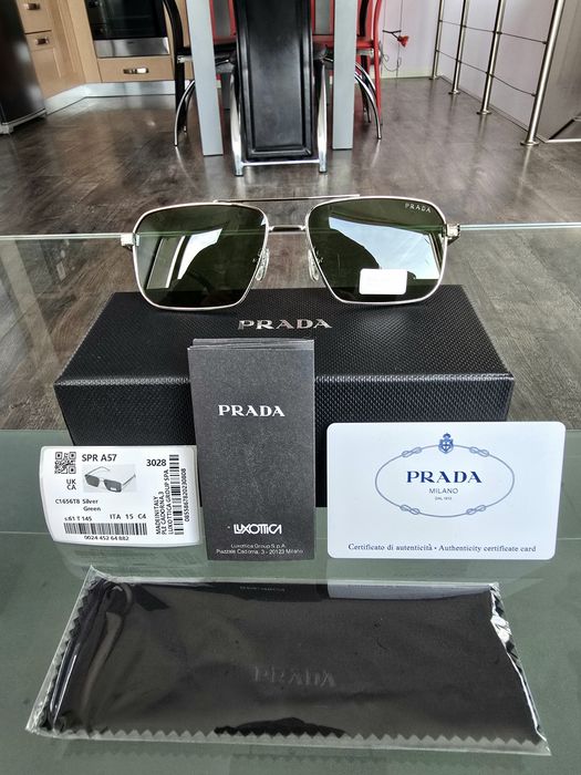 Слънчеви очила Prada SPR A57 silver green