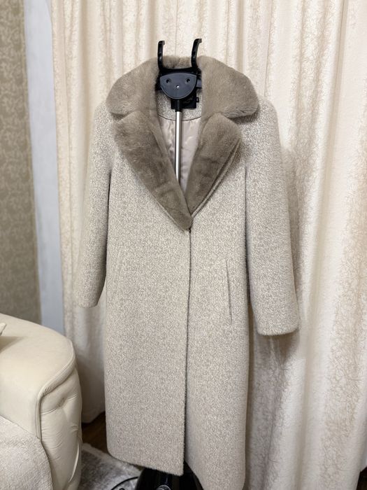 Продам женское пальто