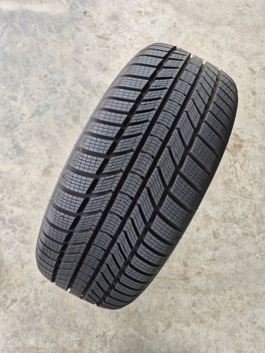 O bucată 225/45 R18 M+S iarnă - una Semperit Bridgestone Continental