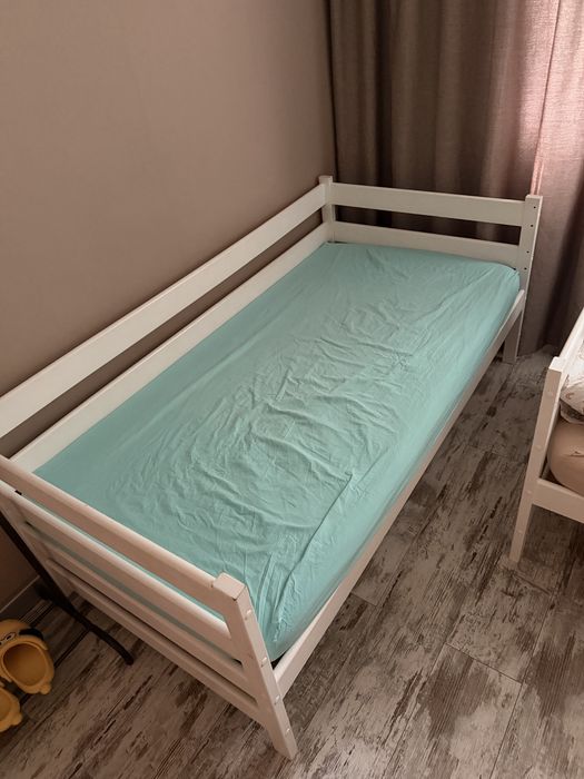 Продам кровати из дерева, 160/80