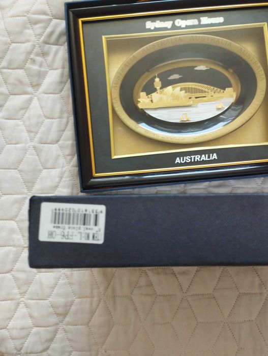 Луксозна картина  24 k злато  Сидни Австралия-