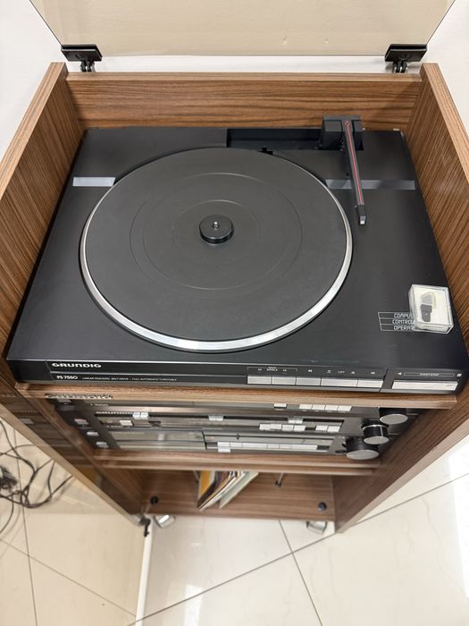 Ретро аудио сет GRUNDIG - Усилвател, дек, тунер, грамофон и рак шкаф