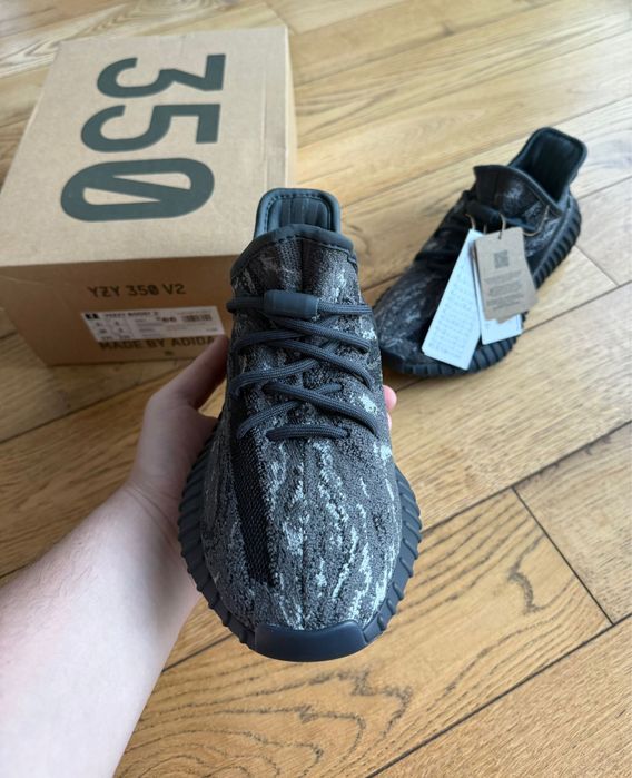 Yeezy 350 Dark Salt