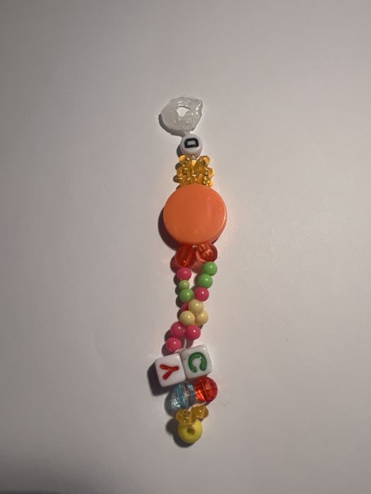 Breloc din margele