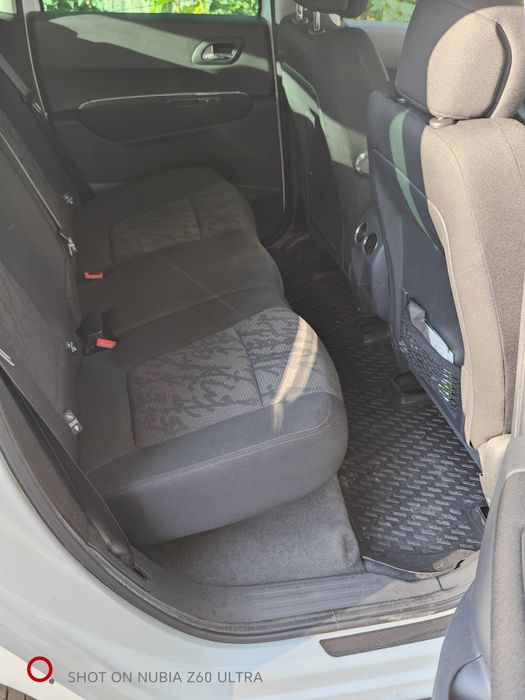 vind Peugeot 3008,2.0 Diesel an fabr.2010