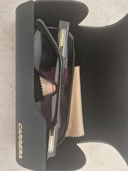 Слънчеви очила Carrera