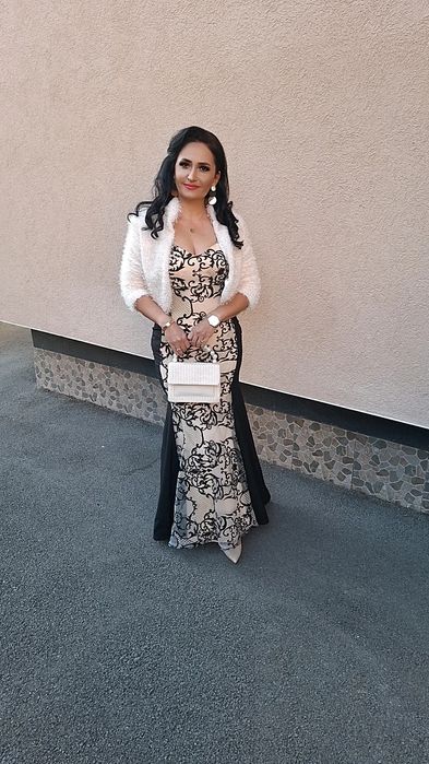 Vand rochie de ocazie marimea 38