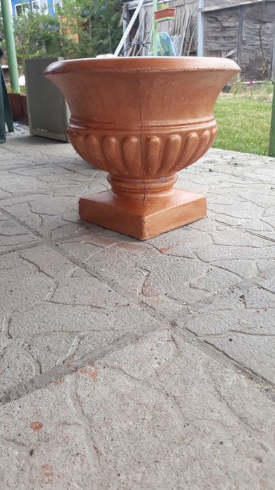 Кашпа/саксия от бетон