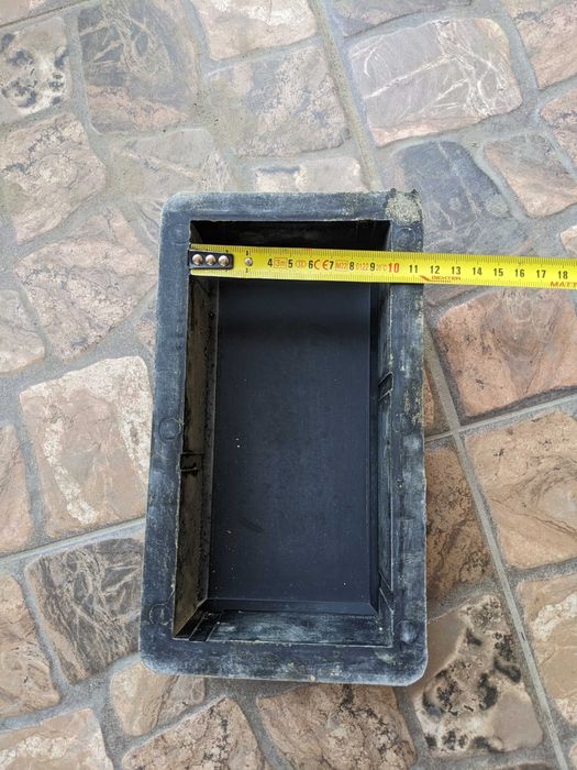 Matrite dale beton 20x10 H 6 cm, 50 bucati