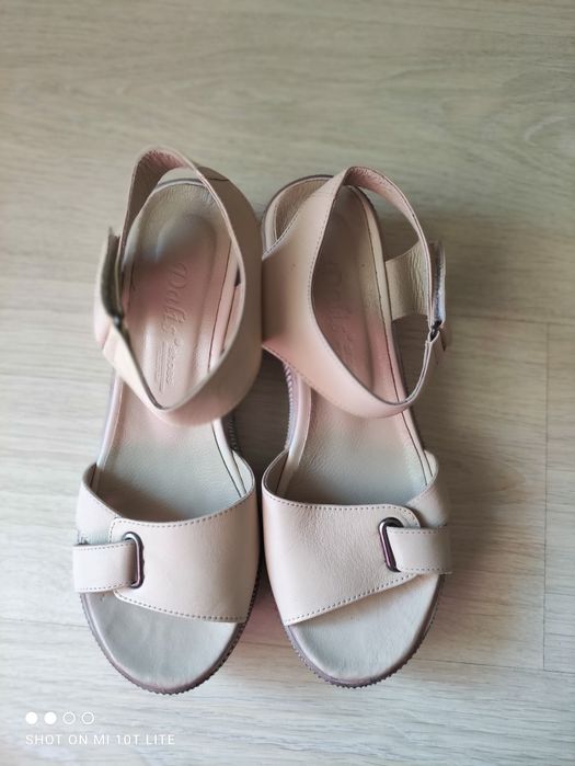 Сандали естествена кожа,нови номер 38