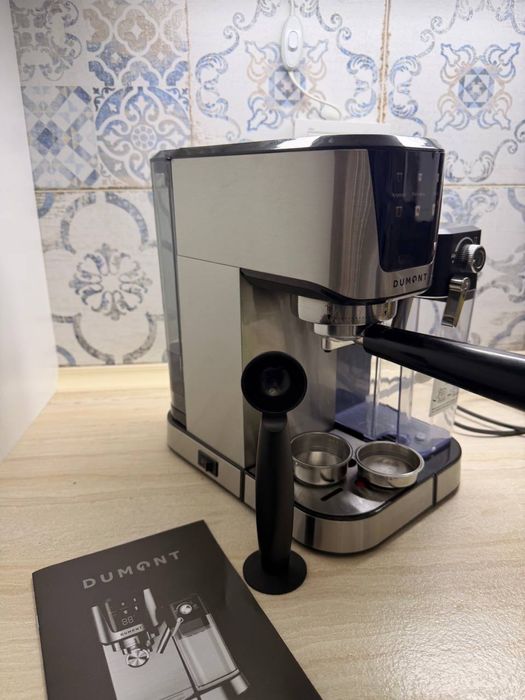 Кофемашинка в отличном состоянии с рожком брали в интернэт магазине в