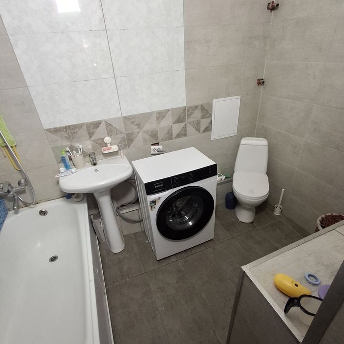 Продам 1,5 жк 7бочек
